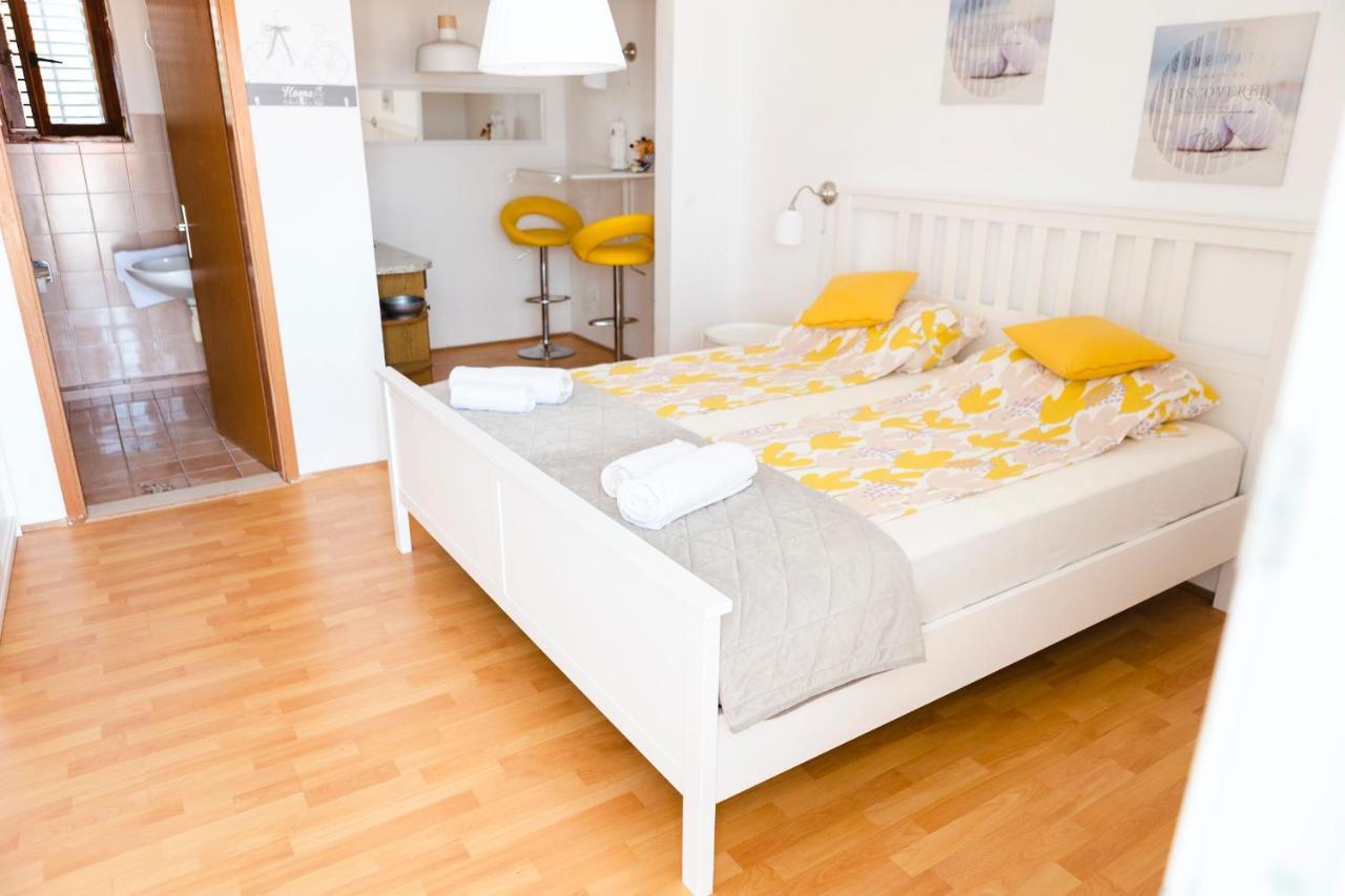 Studio-Appartements Emwey Traù Esterno foto