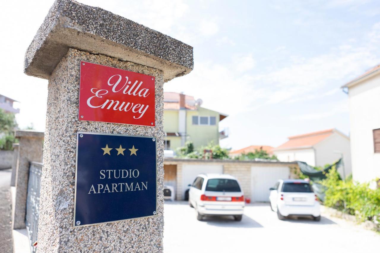 Studio-Appartements Emwey Traù Esterno foto